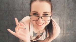 Russian Girls Pooping – Dirty Betty (Sweet Betty Parlour)