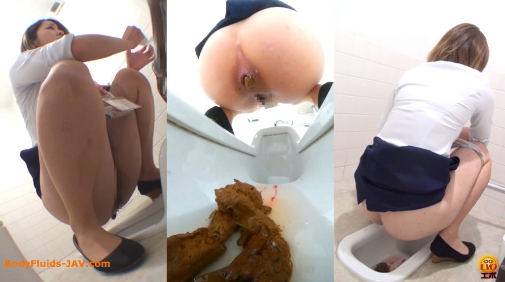 Japanese girls in toilet room make are a lot of poop and pee - 3