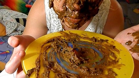 Dirty Barbara - Mouth full of shit! Extreme Scat in FULL-HD - Picture 4