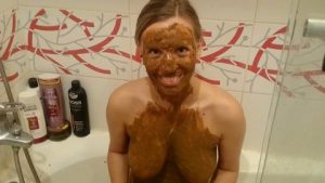 Extreme methods of personal hygiene – Part 2 (Brown wife) 20 from May 2018